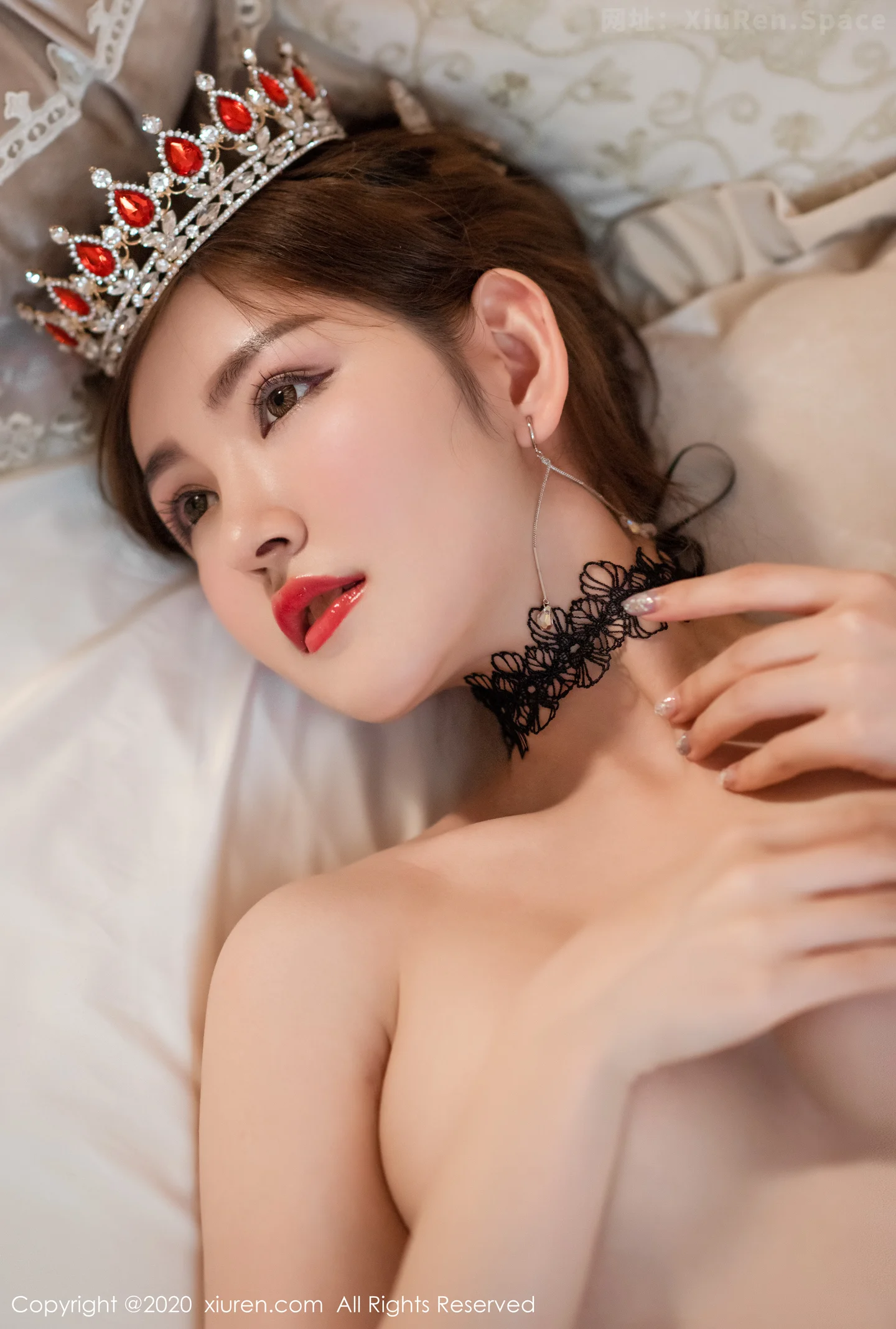 图片[3]-[XiuRen秀人网]VOL.2106 嫩模沈梦瑶《王的妃》主题私房大尺度玉体横陈极致诱惑写真40P-秀人网官方网站